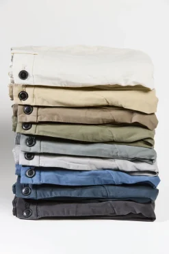 Lindbergh Chinos