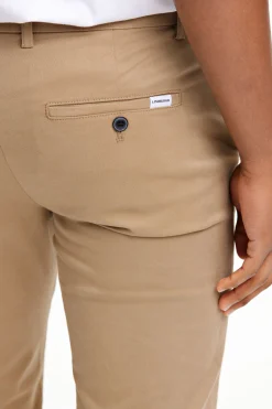 Lindbergh Chinos