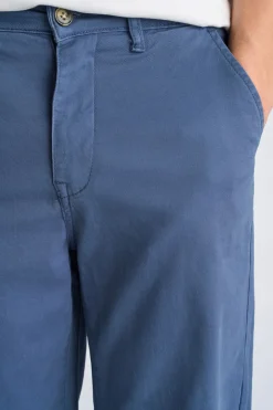 Lindbergh Chinos