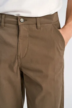 Lindbergh Chinos