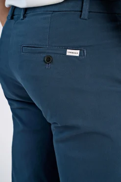 Lindbergh Chinos