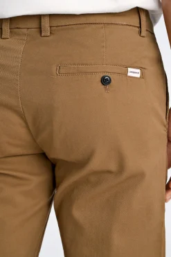 Lindbergh Chinos