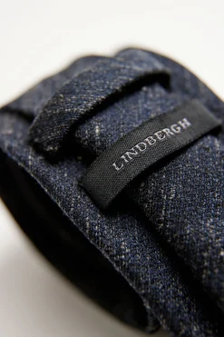 Lindbergh Slips