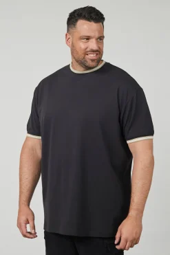 North T-shirt
